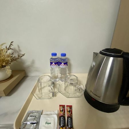 Honey Suite Room Inside Bee Cafe Cebu At Ayala Area Buitenkant foto