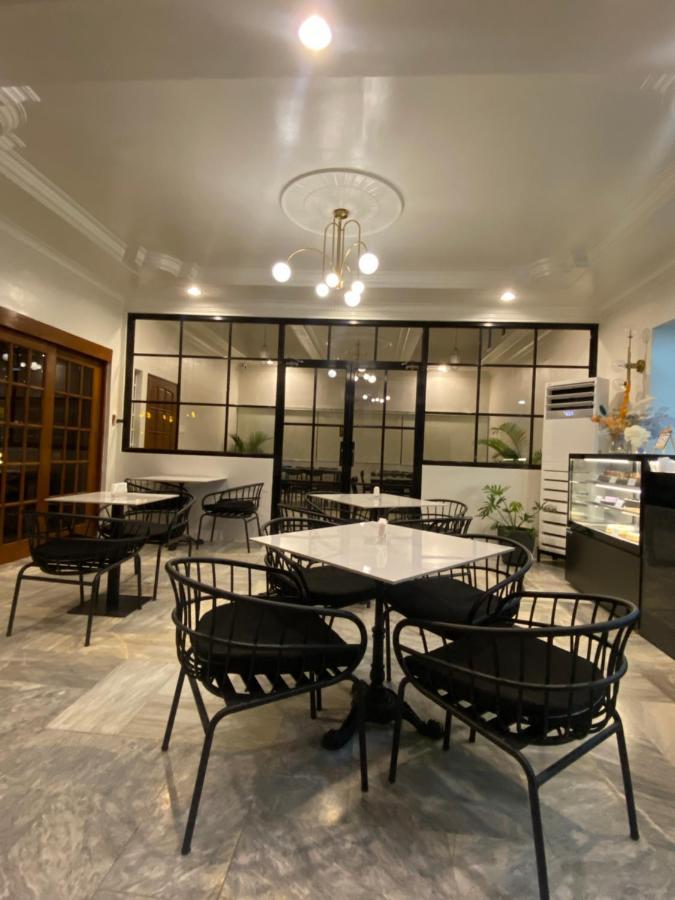 Honey Suite Room Inside Bee Cafe Cebu At Ayala Area Buitenkant foto